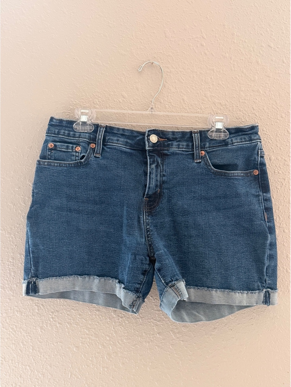 Denizen from Levi's Mid-Rise Denim Shorts Size 10 W30